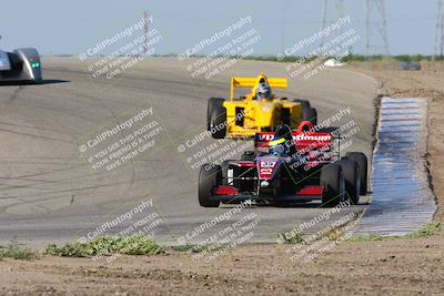 media/Apr-30-2022-CalClub SCCA (Sat) [[98b58ad398]]/Group 6/Race (Outside Grapevine)/